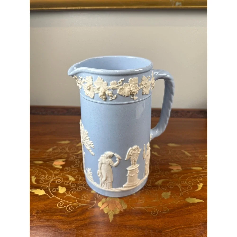 Vintage Wedgwood Queen's Ware Pitcher 7